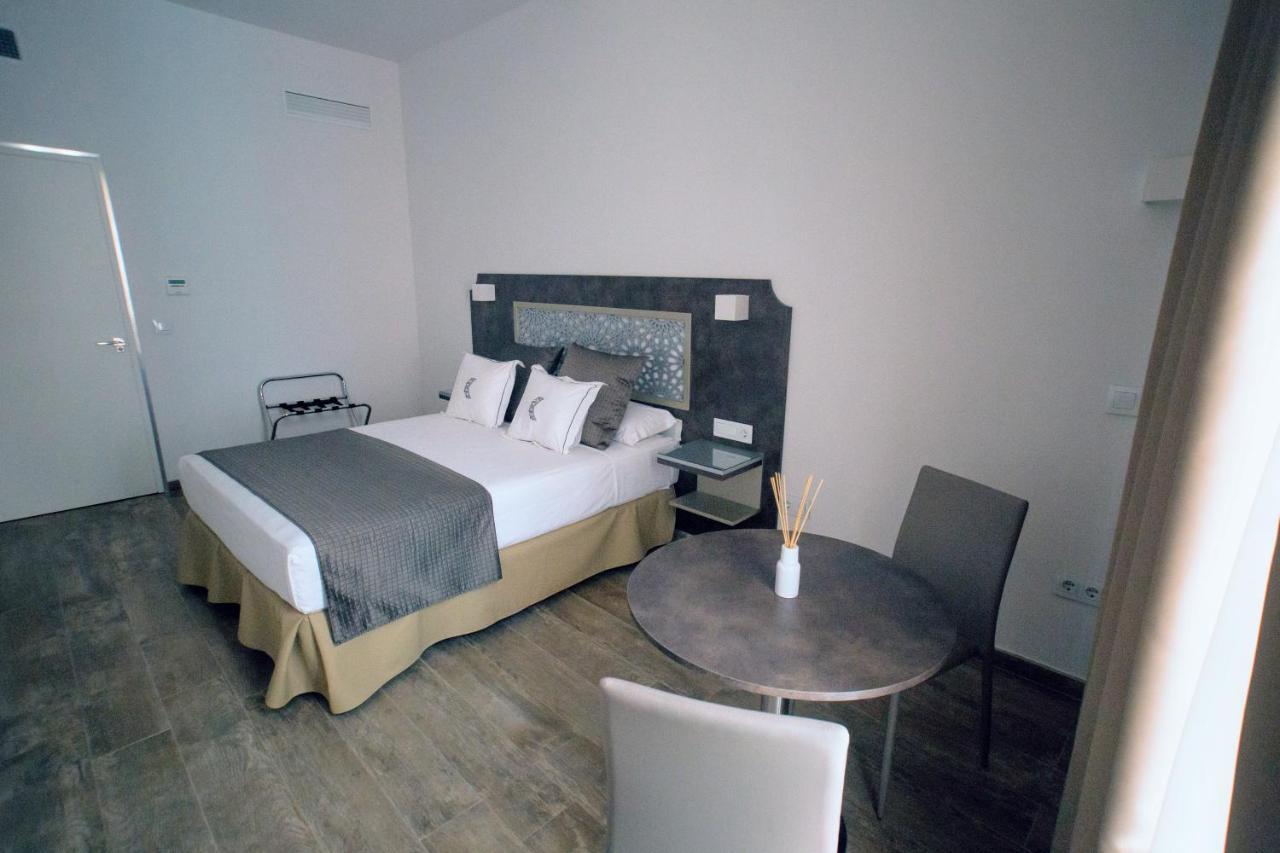 Patios Del Orfebre Hotel กอร์โดบา ภายนอก รูปภาพ