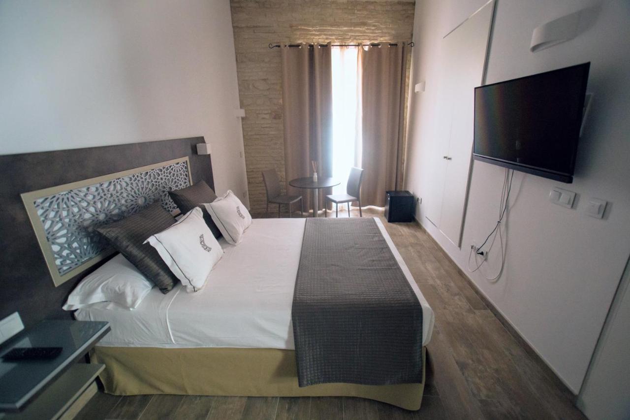 Patios Del Orfebre Hotel กอร์โดบา ภายนอก รูปภาพ