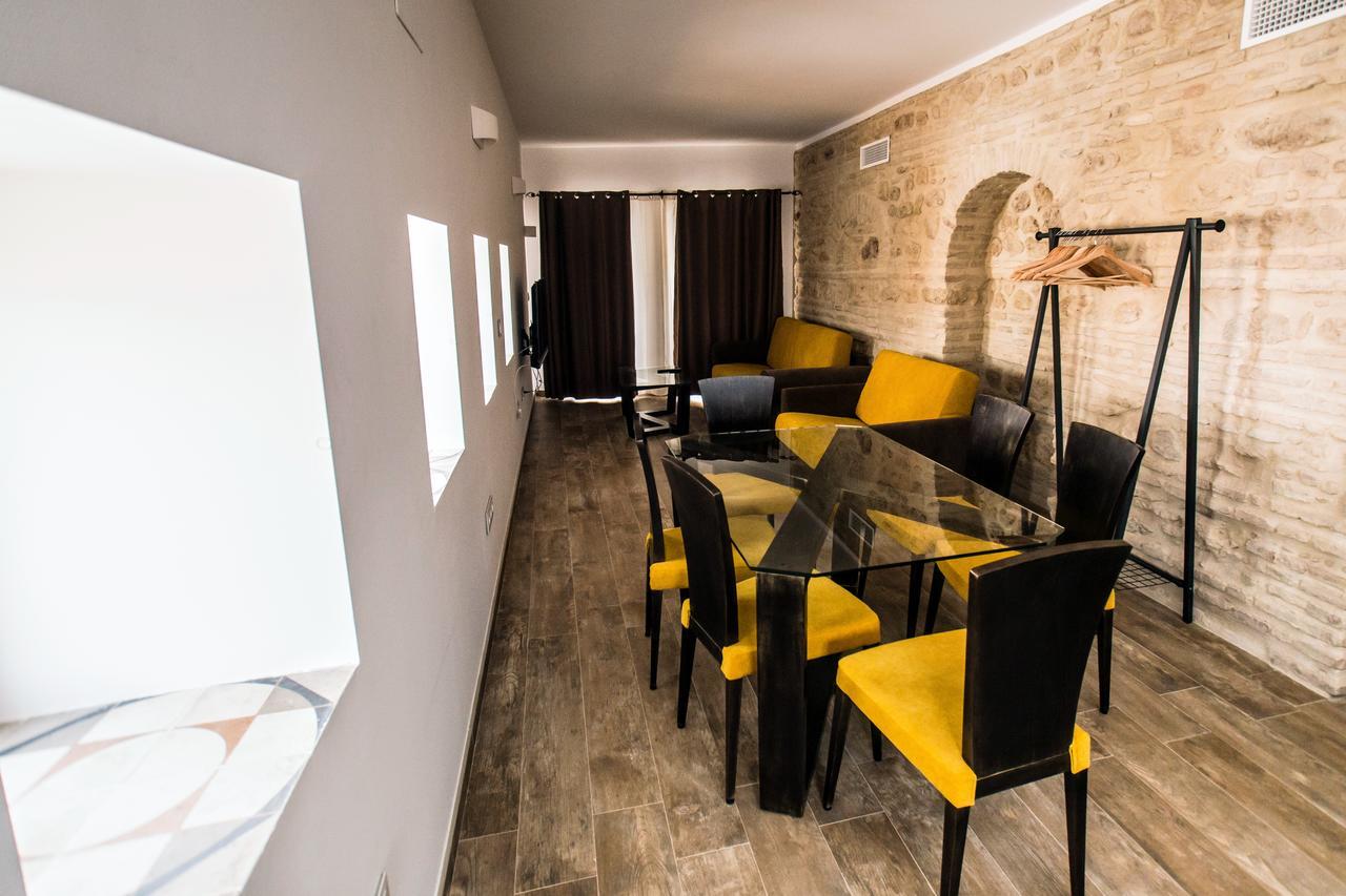 Patios Del Orfebre Hotel กอร์โดบา ภายนอก รูปภาพ
