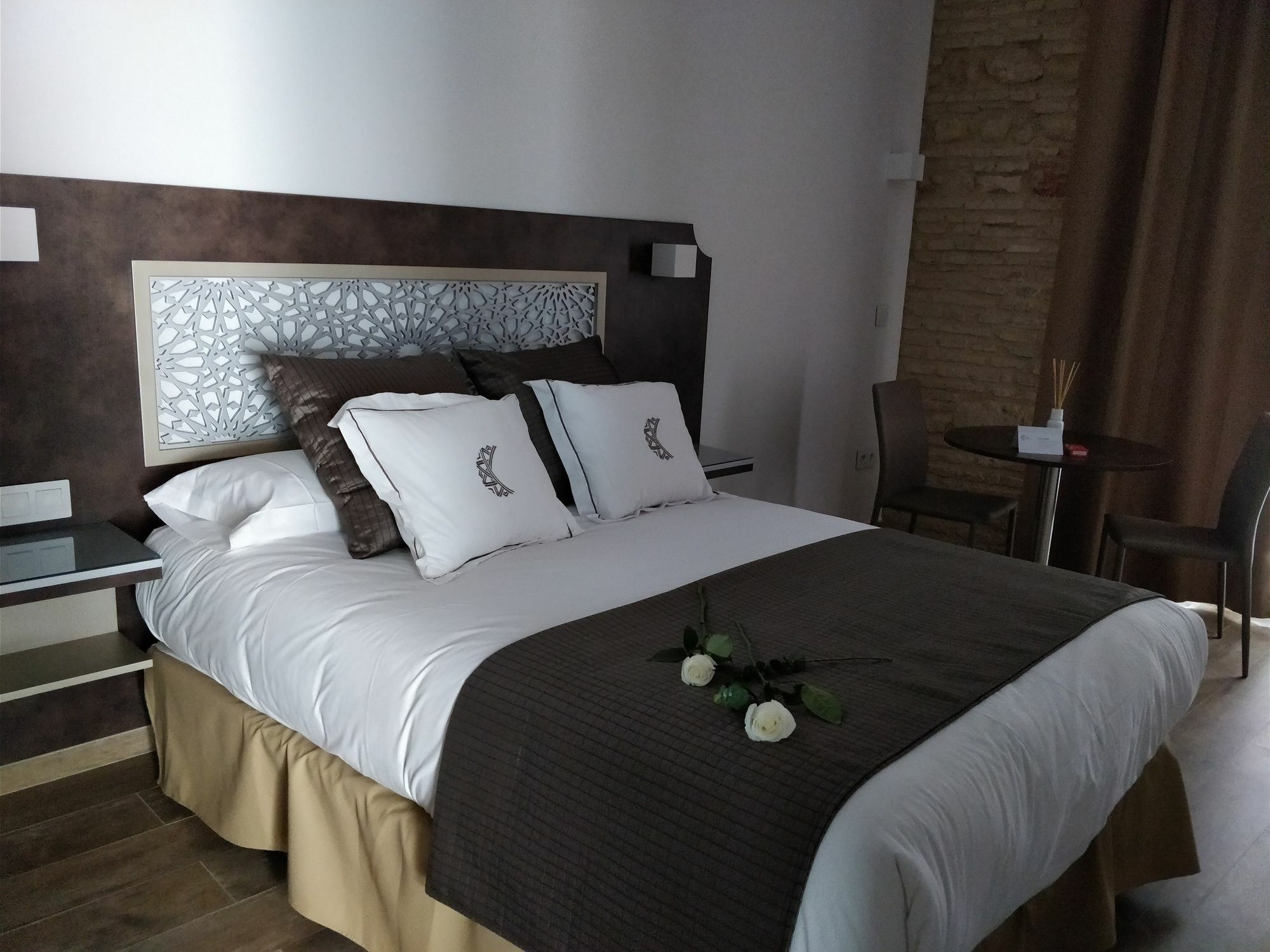 Patios Del Orfebre Hotel กอร์โดบา ภายนอก รูปภาพ